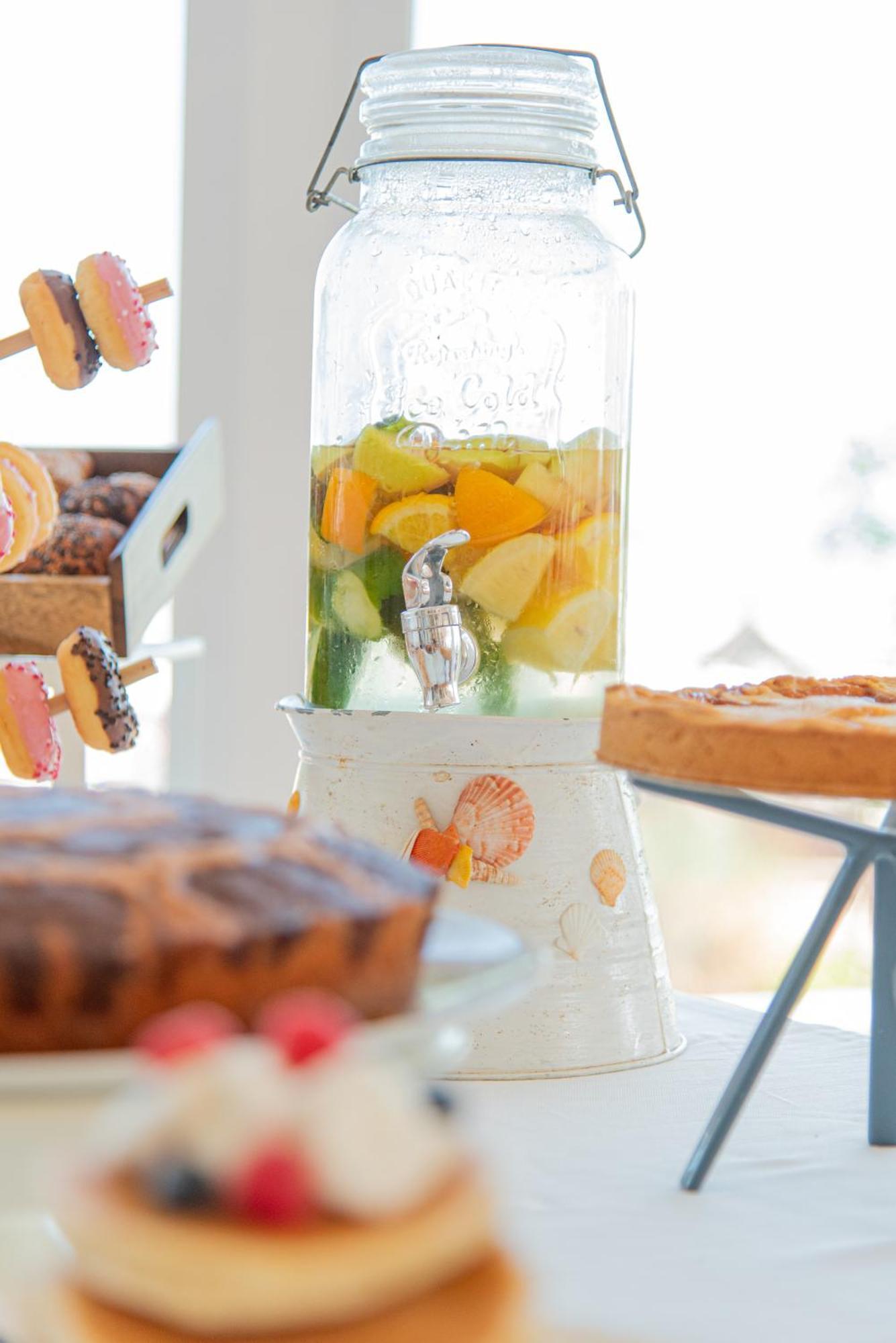 Ambasciatori Hotel - Beach Front -Breakfast Xxl & Brunch Until 12 30Pm ミザーノ・アドリアーティコ エクステリア 写真